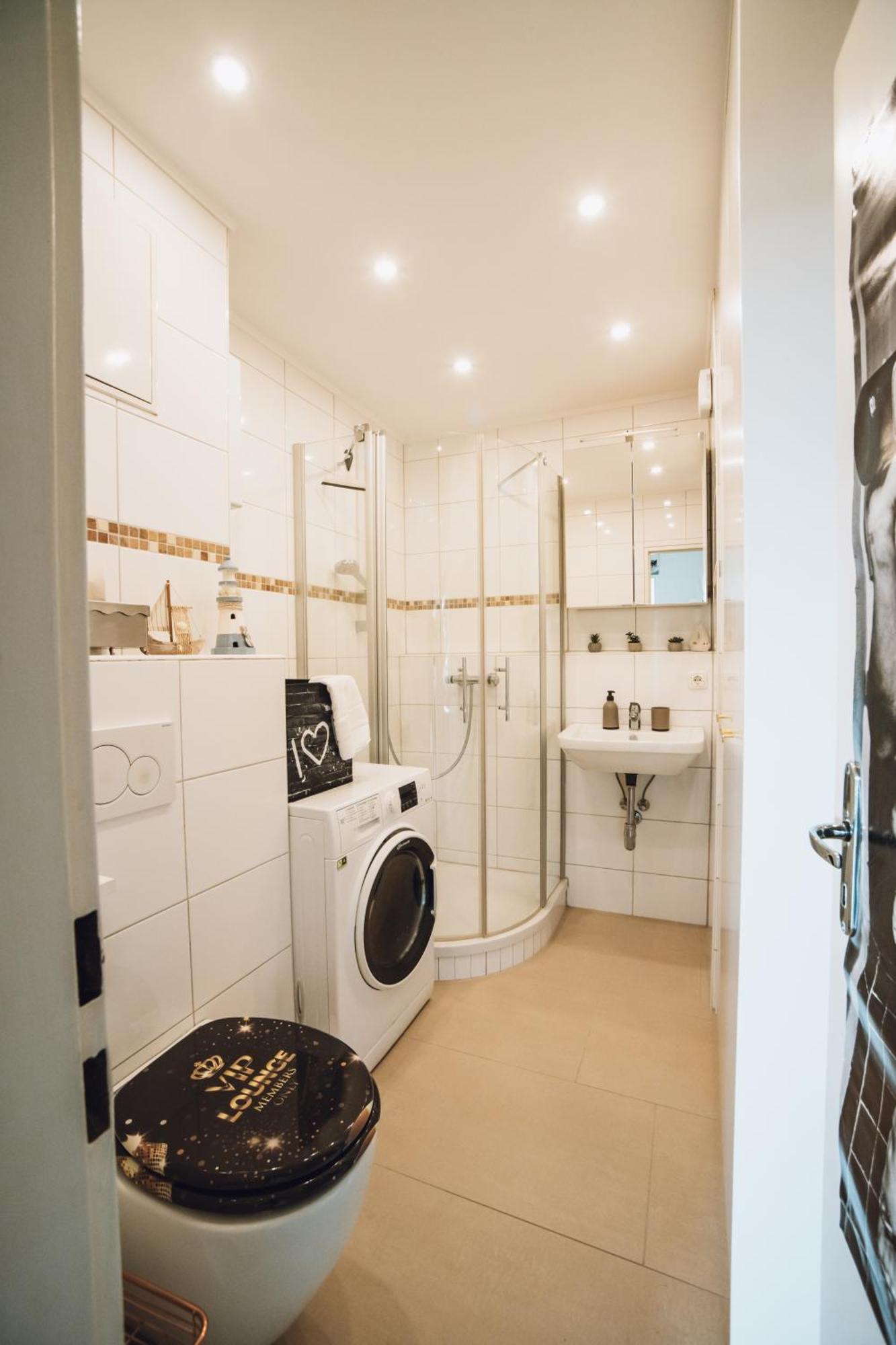 Apartment Am Neuen Teich -Balkon- 4 Personen -Waschmaschine ولفسبورج المظهر الخارجي الصورة